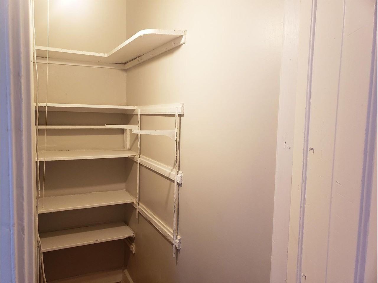 3218 Bishop Street - Photo 7 of 14