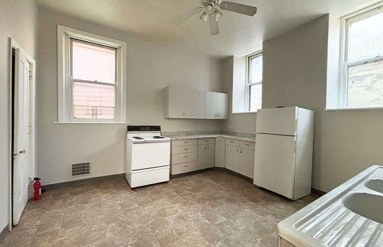 511 Lowell Ave - Photo 4 of 10