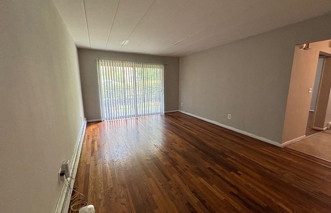 Lowell 539 - Photo 5 of 8