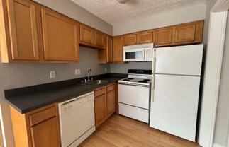 Lowell 559 - Photo 1 of 1