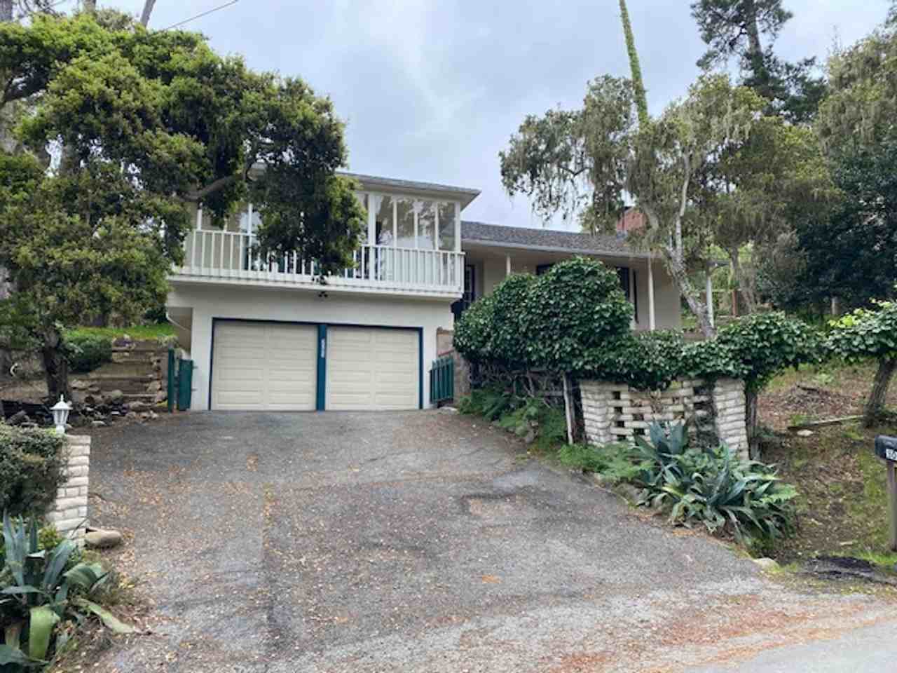 3093 Hermitage Rd - Photo 2 of 50