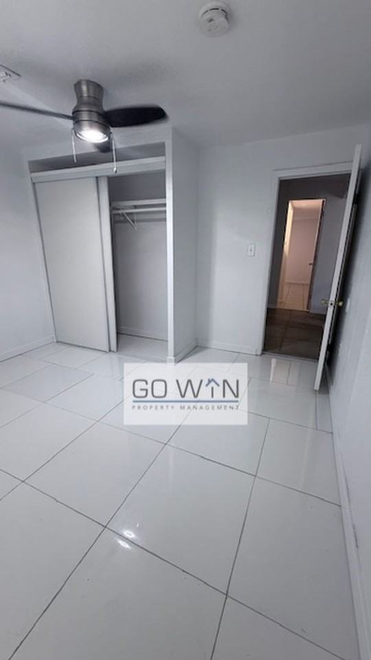 8422 W Jefferson St - Photo 3 of 13