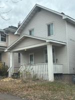 featured image of 820 N 9th Ave E