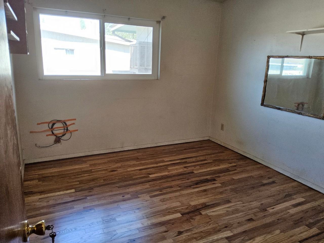 2235 Margaret St - Photo 7 of 16