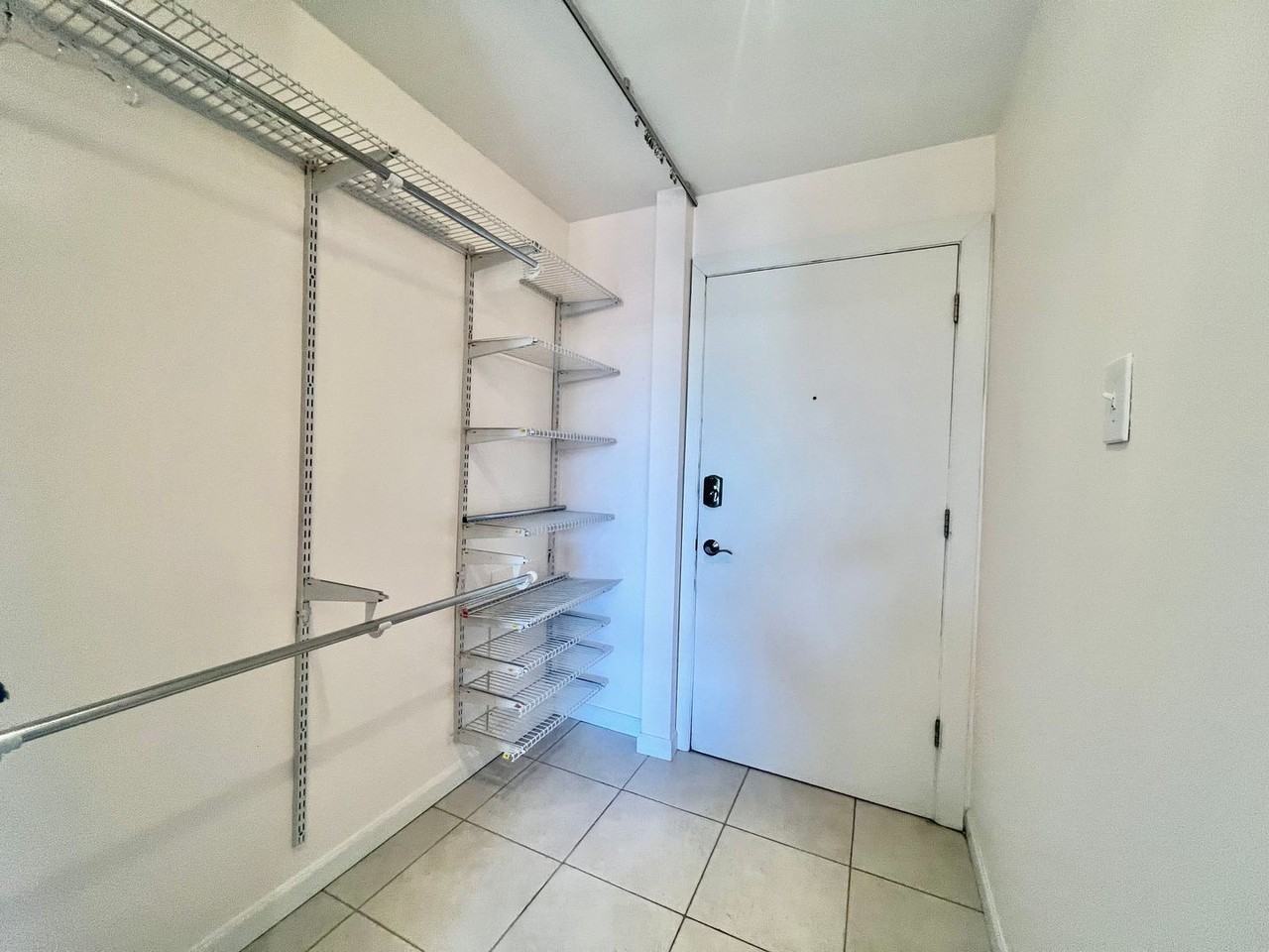 1390 Emerson Street - Photo 7 of 11