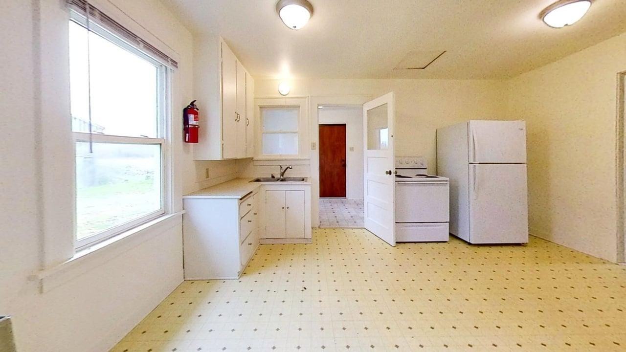 777 Lange Road - Photo 4 of 26