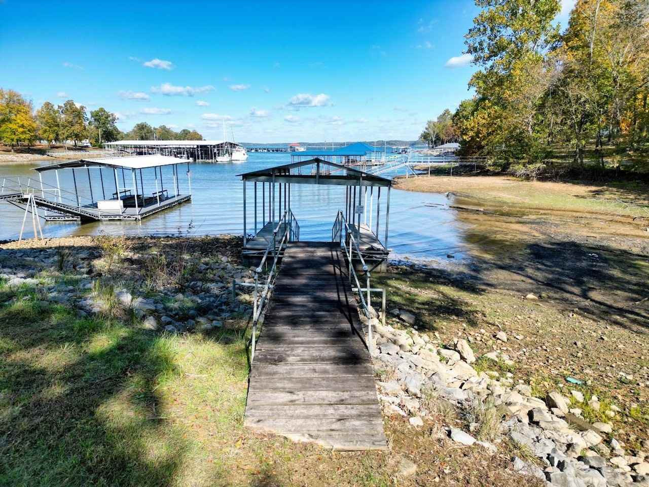 376 Peachtree Dr - Photo 6 of 50