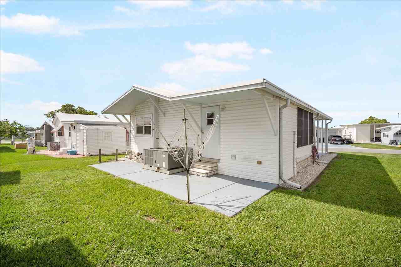 35045 Cynthia Ave #195 - Photo 2 of 29