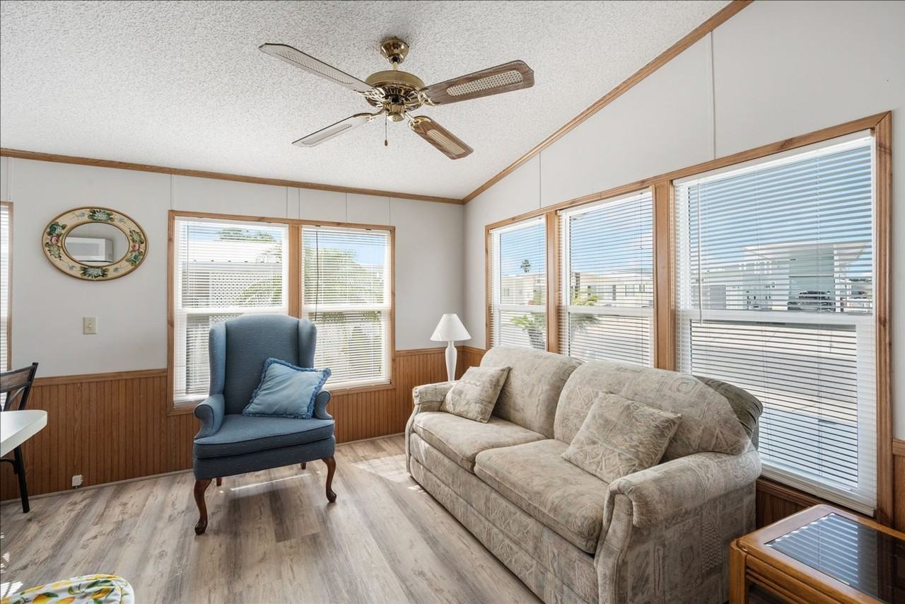 35045 Cynthia Ave #195 - Photo 7 of 29