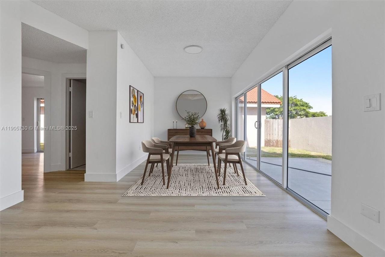 8501 Nw 191st St - Photo 5 of 24