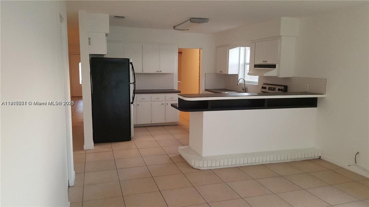 12844 Sw 133rd Ter - Photo 3 of 15