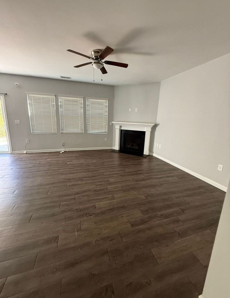 401 Durants Neck Ln - Photo 5 of 23