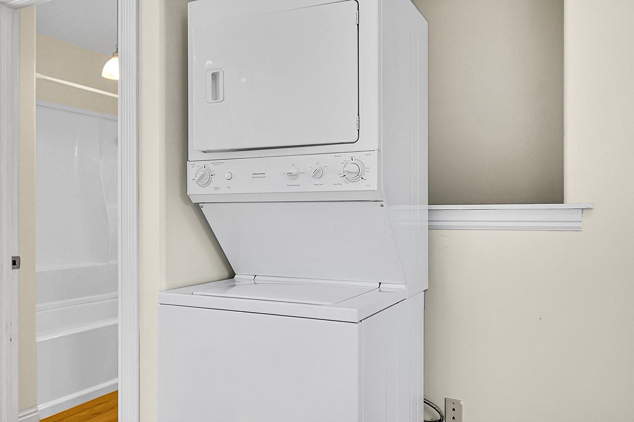 50 Spruce Dr #1 - Photo 6 of 31