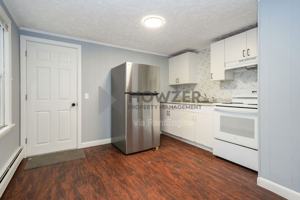 featured image of 718 Main St #28