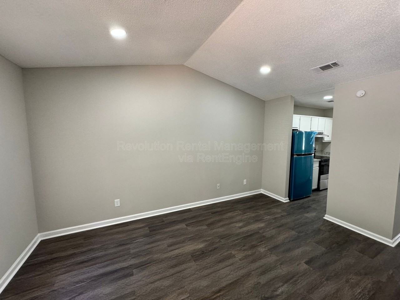 733 Stallings Road #B - Photo 2 of 8