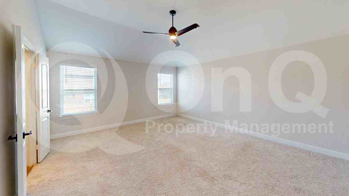 1000 1000 Princeton Heights Boulevard - Photo 7 of 29