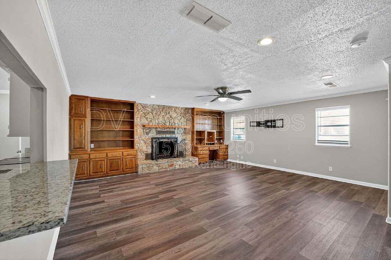 936 N Las Vegas Trl - Photo 5 of 30