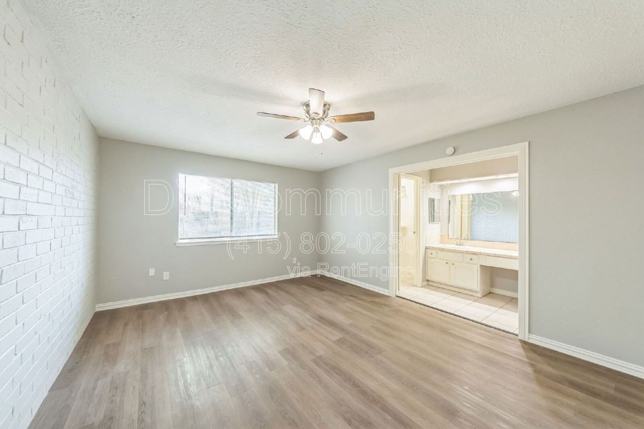 809 Willow Creek Dr - Photo 7 of 30