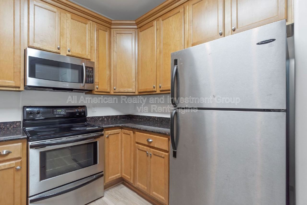 245 Mattie M Kelly Blvd - Photo 6 of 31