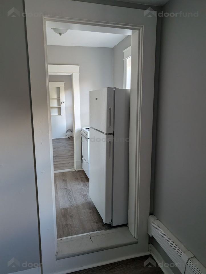 10 Arch St #11 - Photo 7 of 13