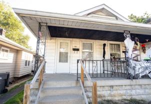 915 N Drexel Ave - Photo 1 of 1