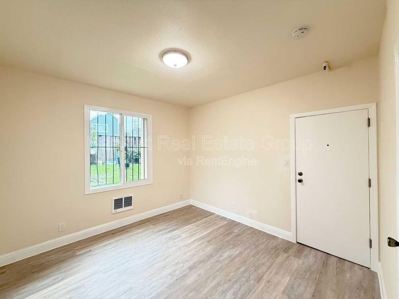 715 Peralta Street #114 - Photo 7 of 21