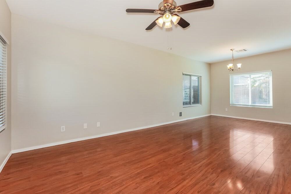 30092 N Desert Willow Blvd - Photo 4 of 17