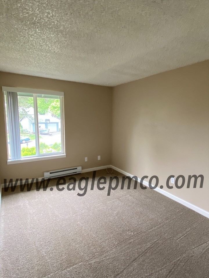12486 Se 60th Ct #B - Photo 5 of 20