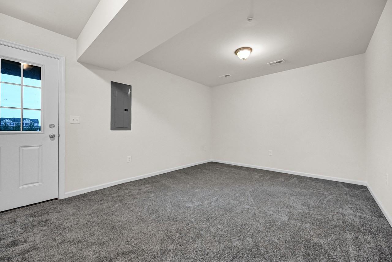 5 Landing Pl #5 - Photo 3 of 38