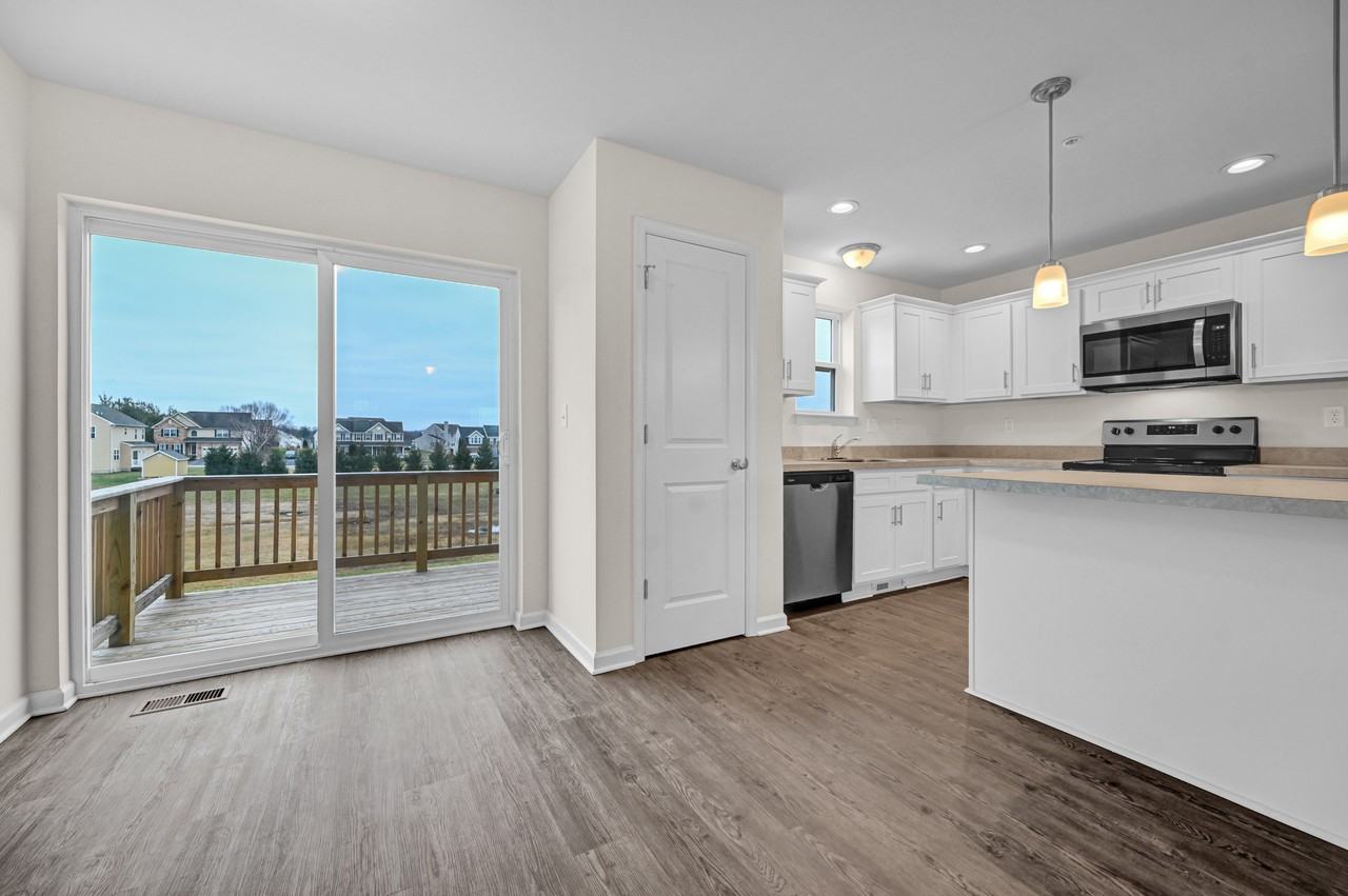 5 Landing Pl #5 - Photo 7 of 38