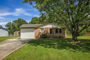 featured image of 105 Sandy Ln