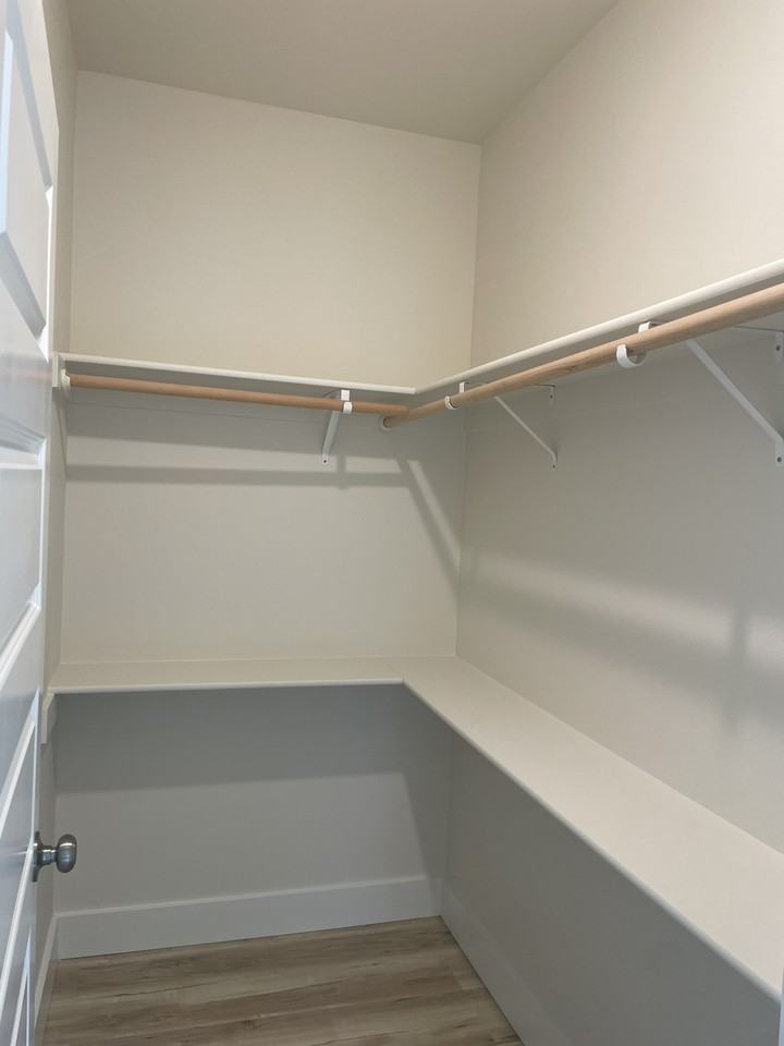 2950 Sw Coho St #6 - Photo 2 of 10