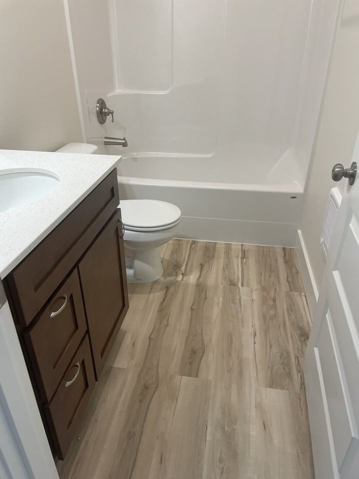 2950 Sw Coho St #6 - Photo 6 of 10