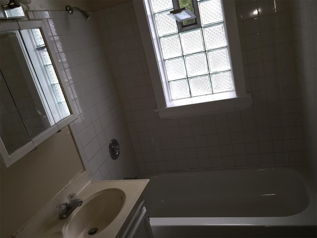 6500 S Marshfield Ave #3 - Photo 3 of 16