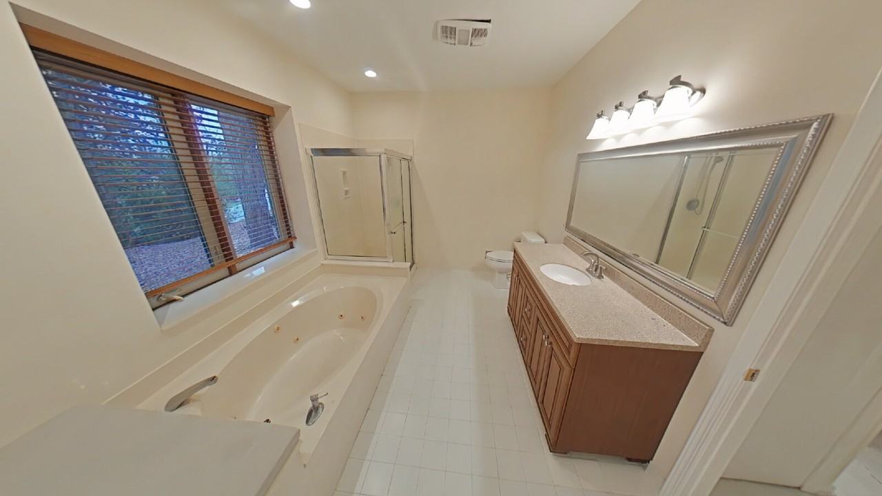 1449 Ridge Ct - Photo 7 of 21