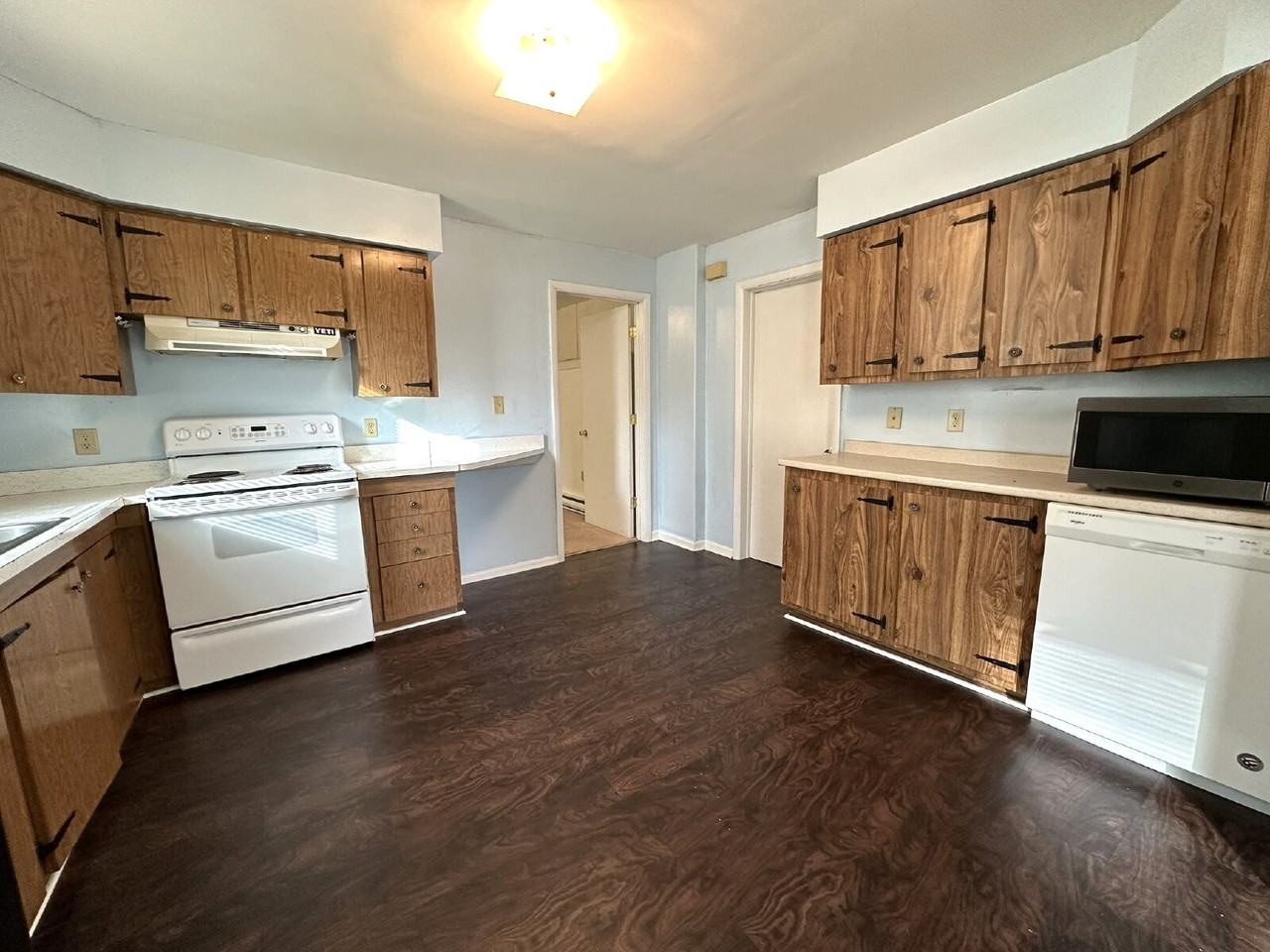 4234 Hanover Pike Unit A - Photo 5 of 8