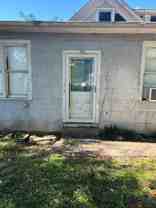 1104 S Madison St - Photo 1 of 1