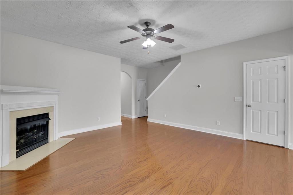 64 Riley Place Dr ##4 - Photo 4 of 27