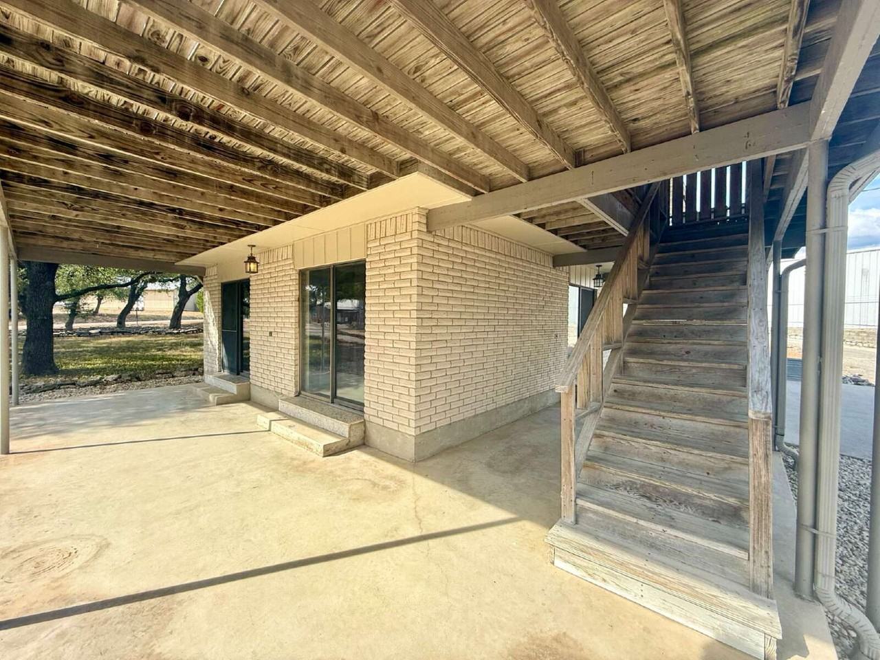 275 Halm Dr - Photo 2 of 38