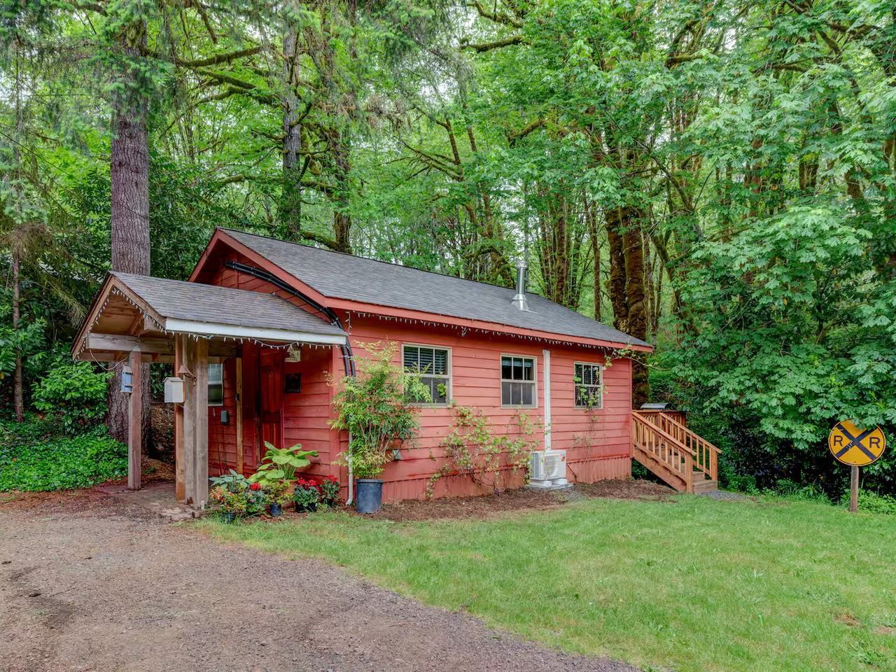 12869 Village Rd - Photo 2 of 15