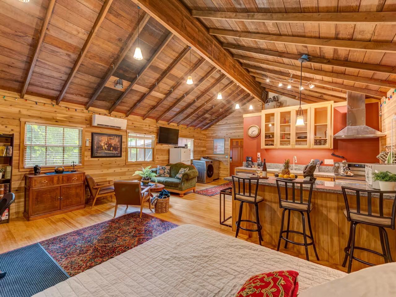 12869 Village Rd - Photo 4 of 15