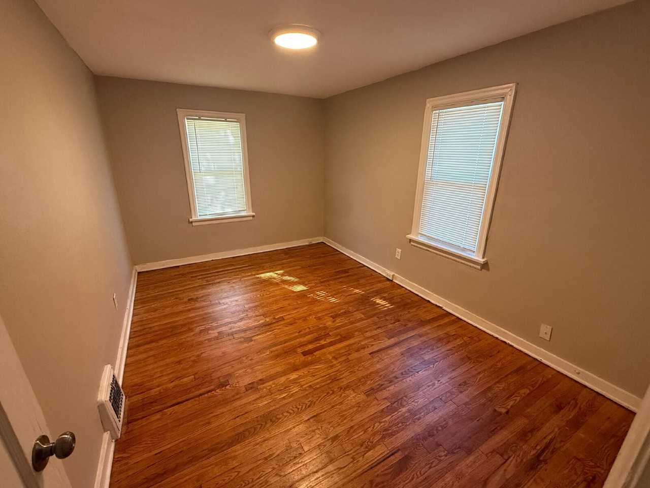 7129 Dawson Pl - Photo 4 of 9