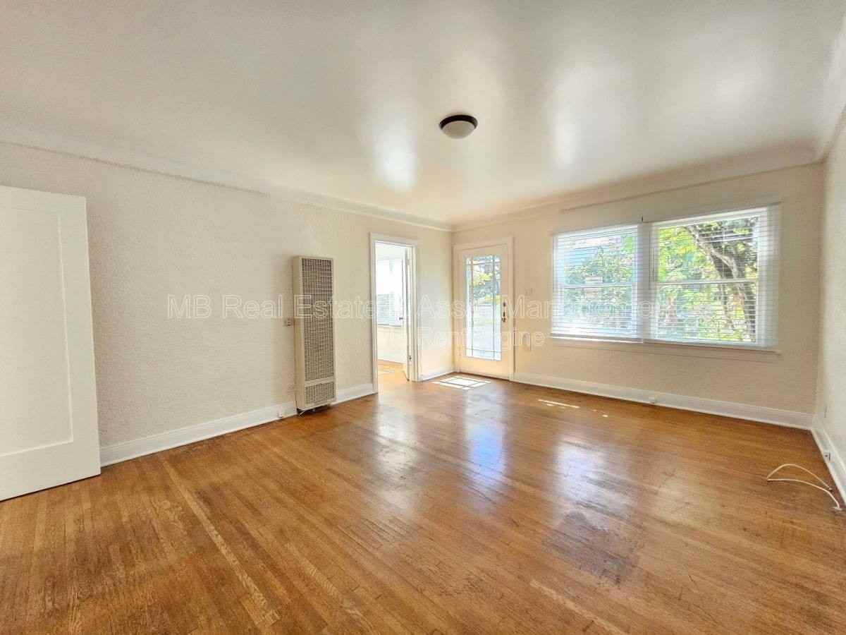 807 Oro Ter - Photo 2 of 10