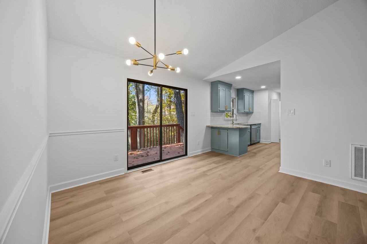 6227 King George Dr - Photo 3 of 42