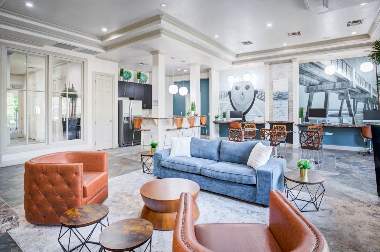 The Enclave - Photo 3 of 16