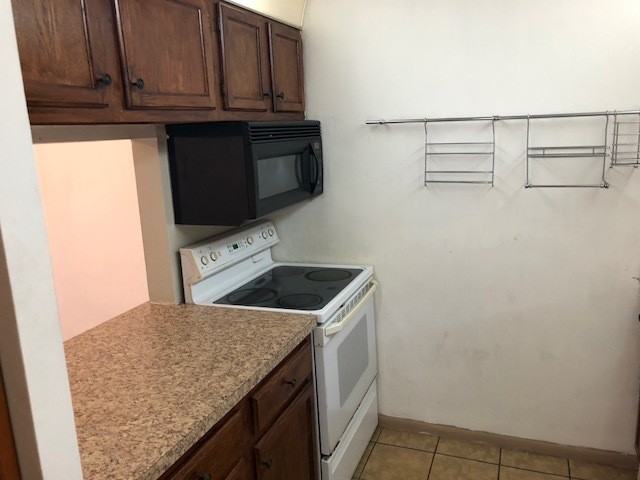 11441 Nwth Ct #225 - Photo 2 of 14