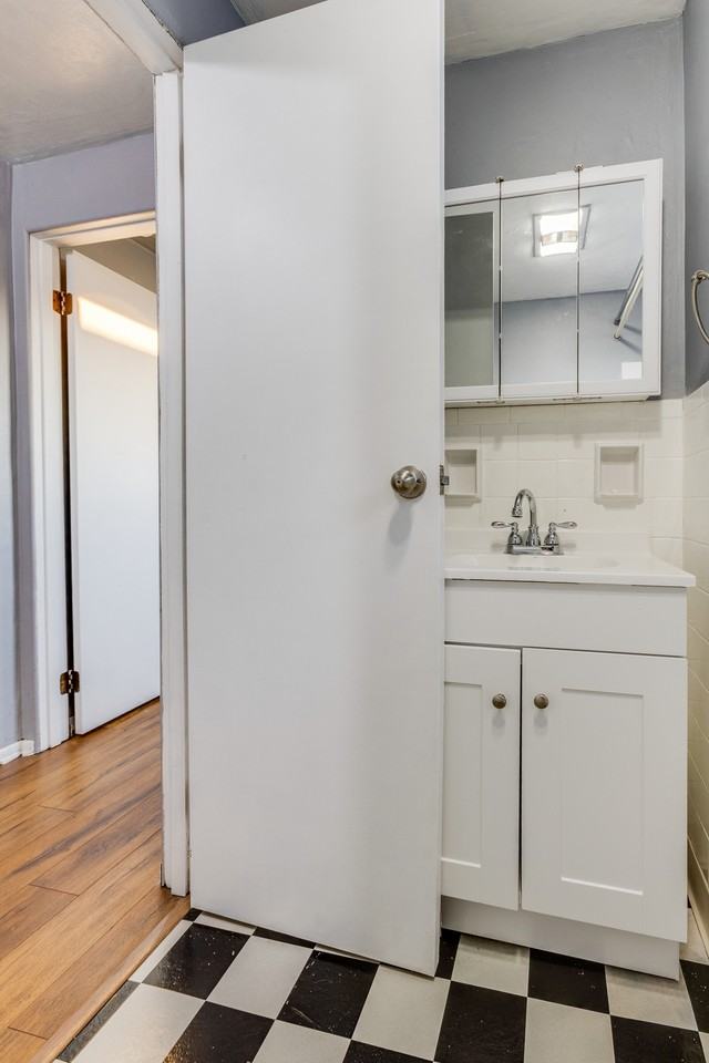 1032 Lilac St #2 - Photo 6 of 20