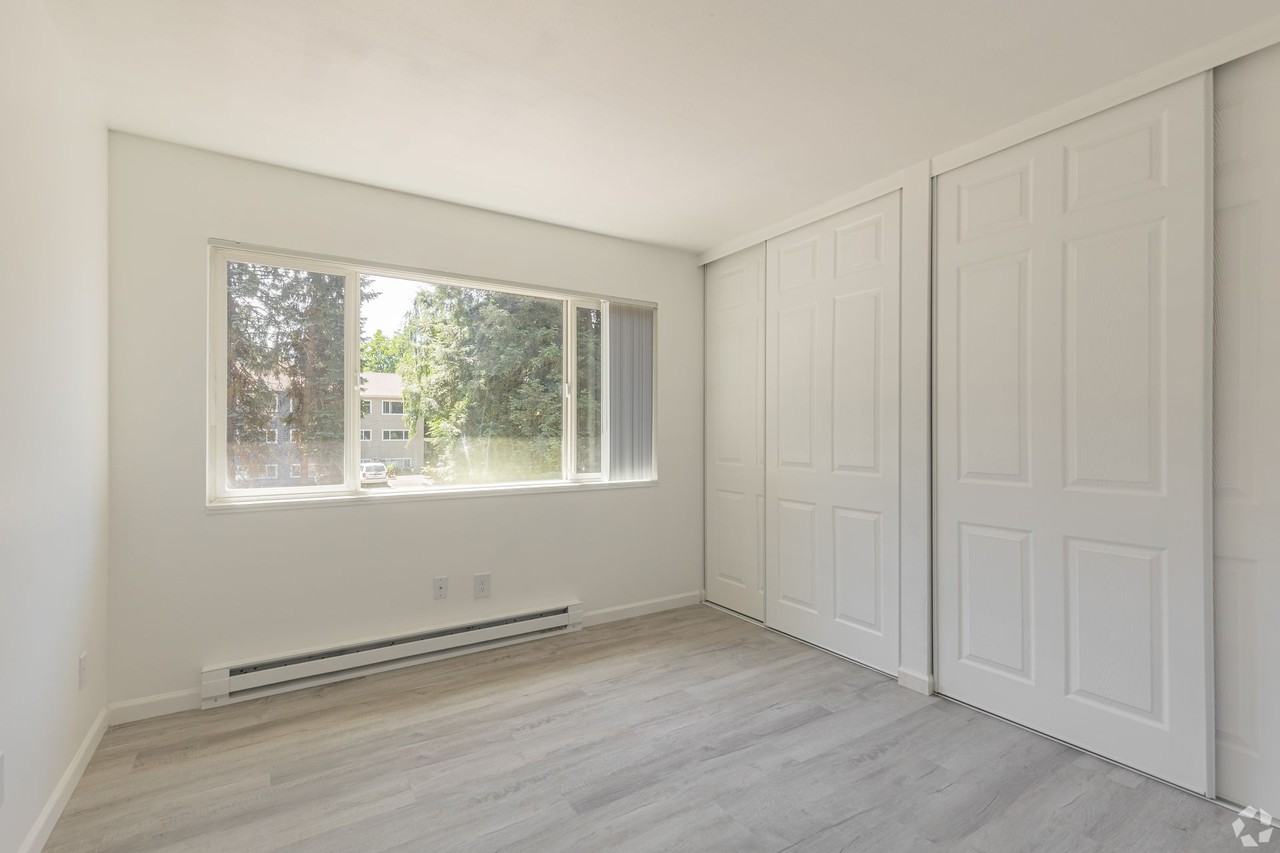 Images Springcreek Apartments - Photo 6 of 50