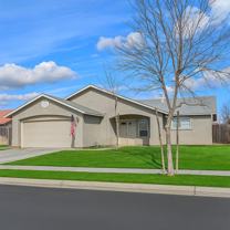 950 Geneva Dr - Photo 1 of 1