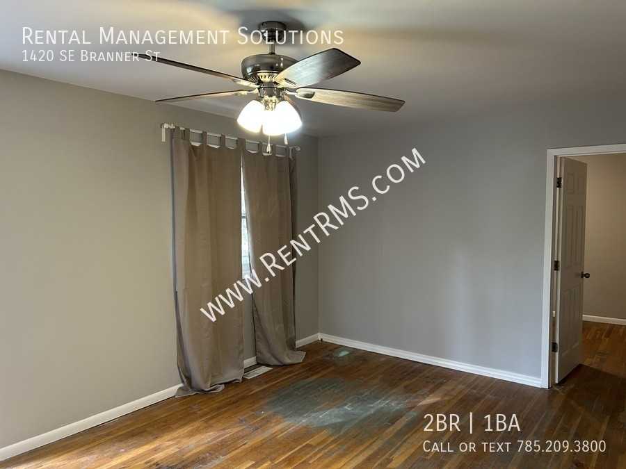 1420 Southeast Branner Street - Photo 2 of 12